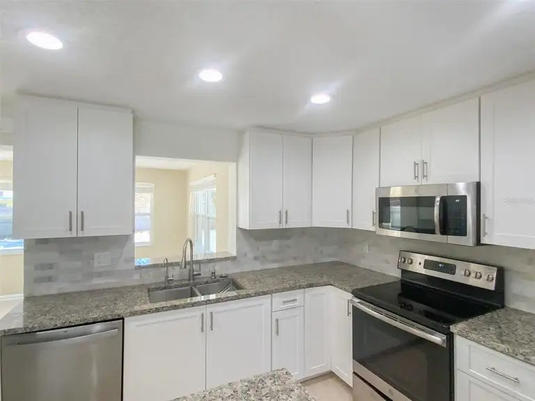 2020 PRINCETON AVE — photo 4