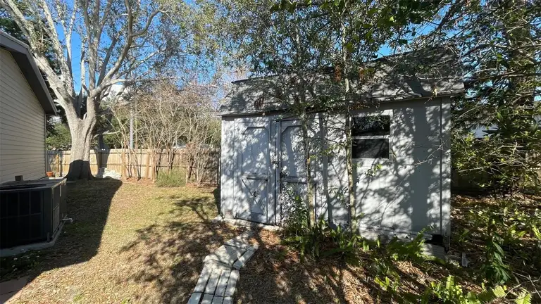 3706 WINWARD LAKES DR — photo 5
