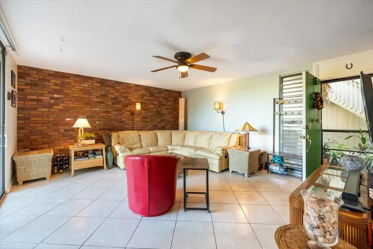 308 PINE RUN DR — photo 5
