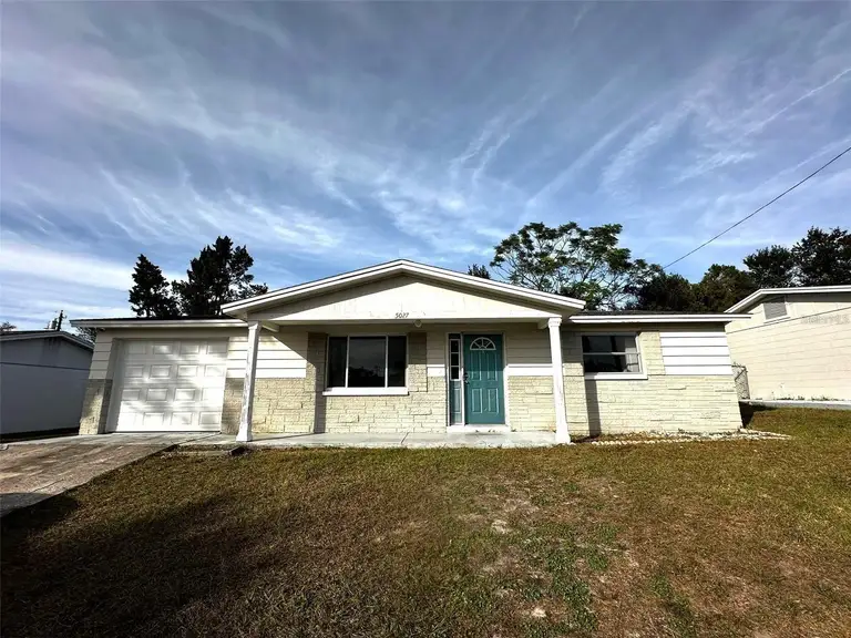 5027 FARLEY DR