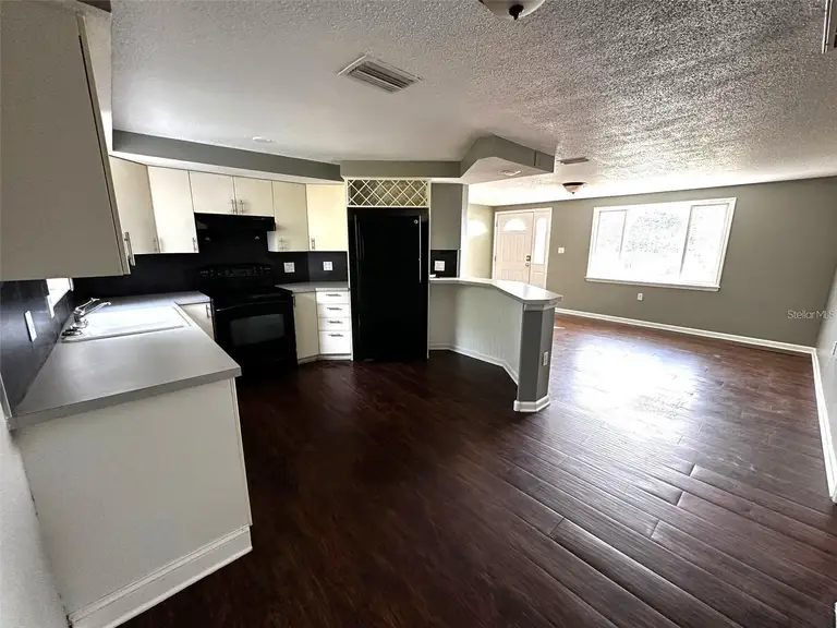 5027 FARLEY DR — photo 5