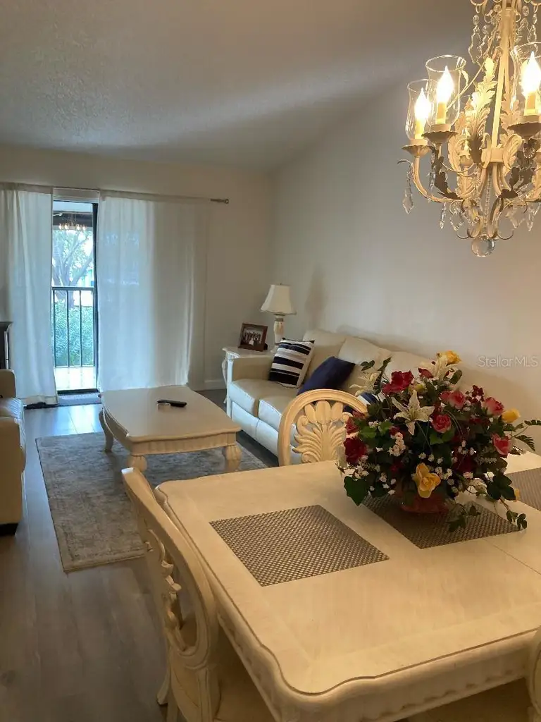 2377 LAKE HEATHER HEIGHTS CT #2377 — photo 3