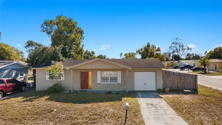 8012 DURHAM DR — photo 2