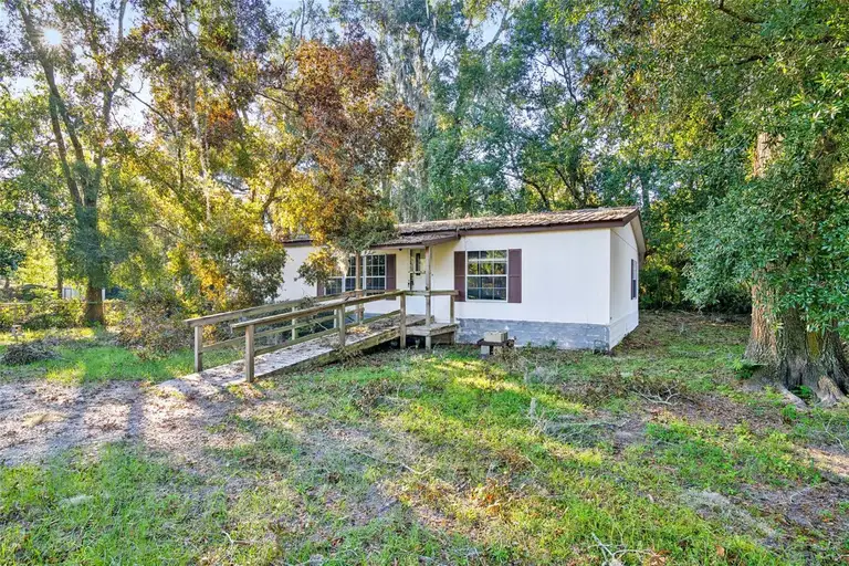 504 NE 4TH AVE