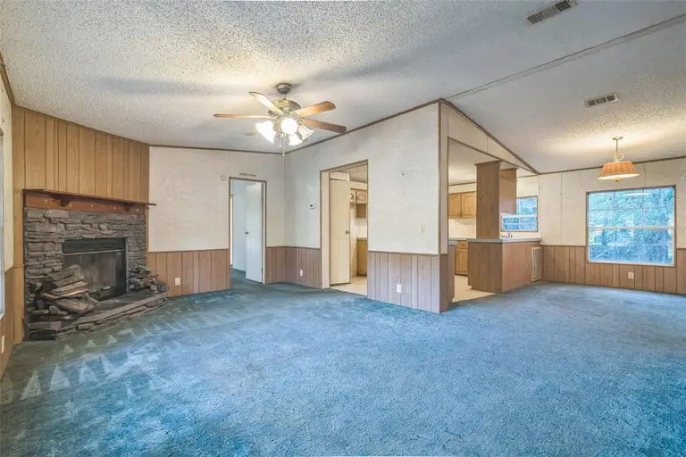 504 NE 4TH AVE — photo 4