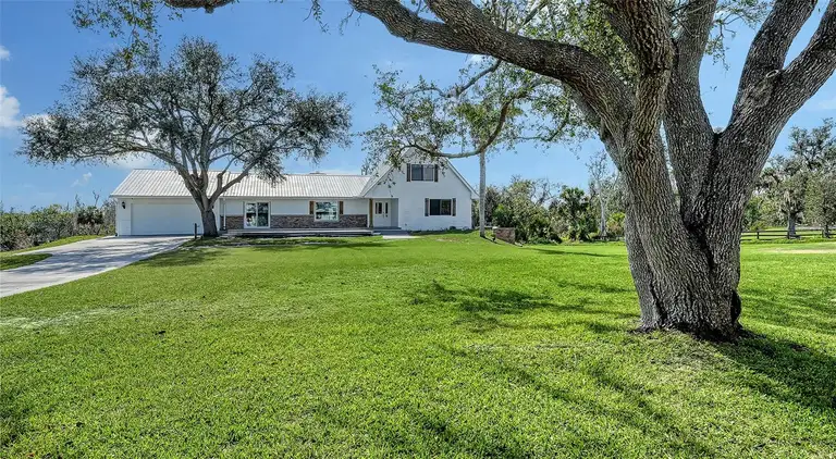 6747 OLD RANCH RD — photo 2