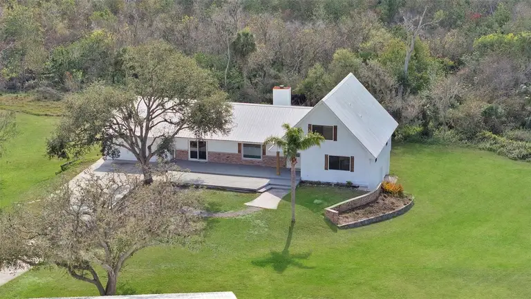 6747 OLD RANCH RD — photo 3