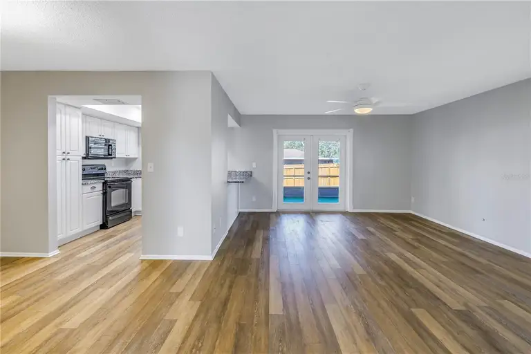 2609 RIDGE LN — photo 3