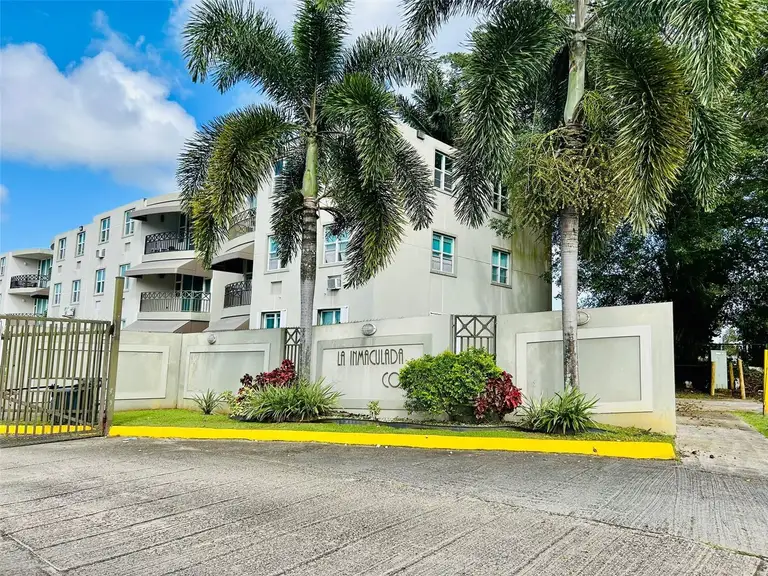 B-102 Aguila St. LA INMACULADA COURT #102-B