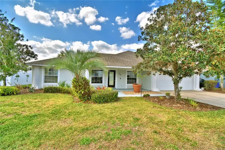 105 SHADDOCK DR — photo 2