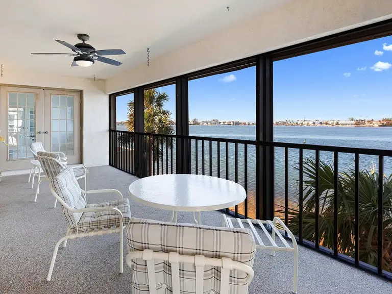 4208 MARINA CT #4208 — photo 4
