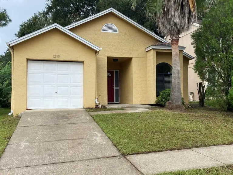 1219 PIN OAK DR — photo 3