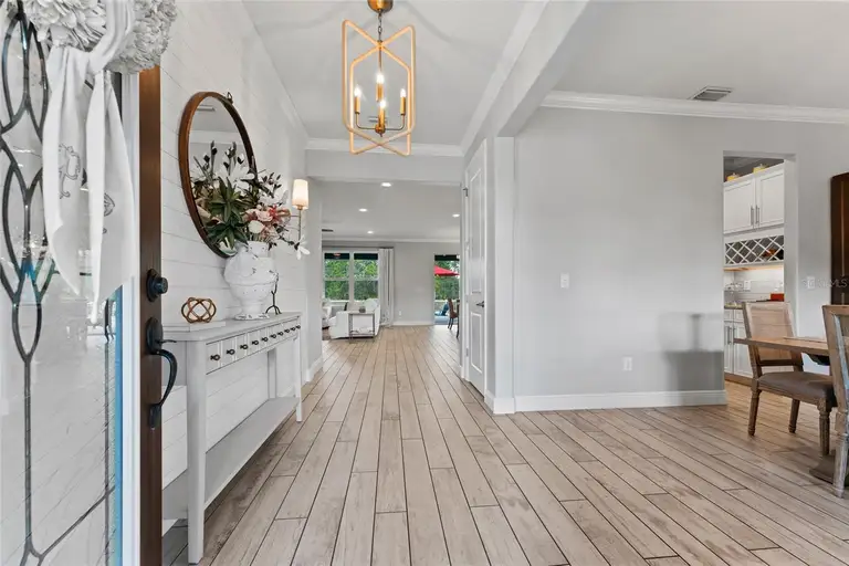 18329 ROSEATE DR — photo 5