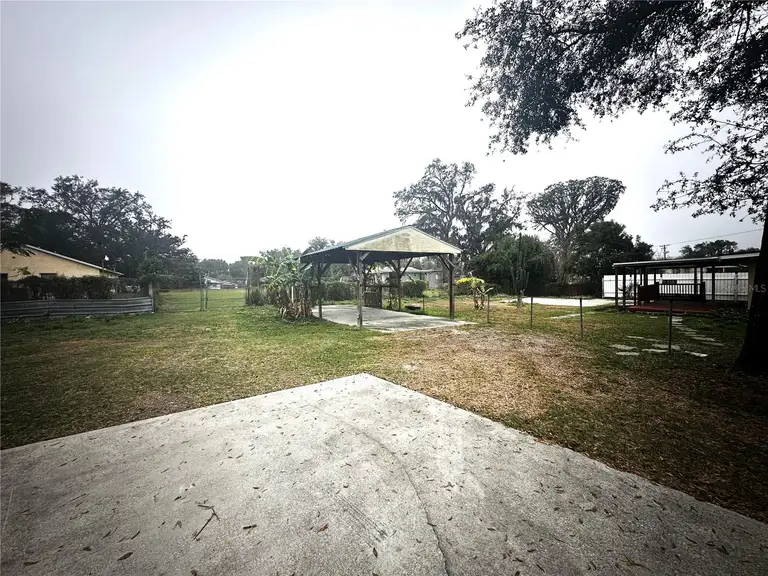 5220 BUSBY AVE — photo 4