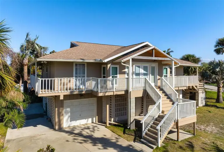 397 FLAMINGO DR