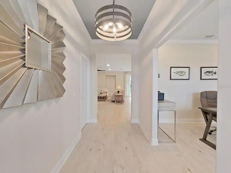 9273 HIGHLAND HILLS DR — photo 2