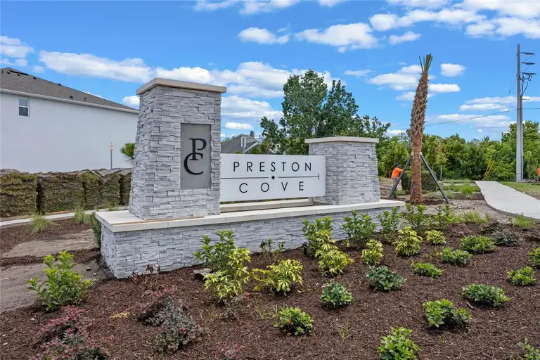 308 PRESTON COVE DR — photo 2