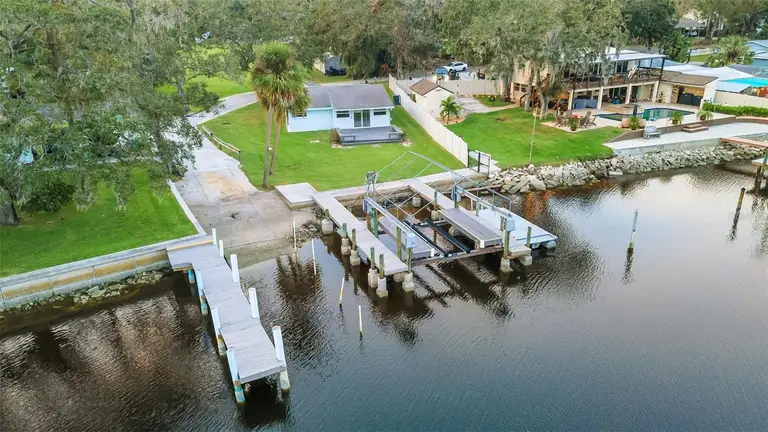 10501 BRIDGEWOOD DR — photo 4