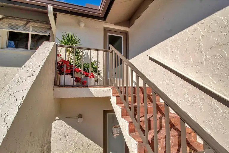 4234 GULF OF MEXICO DR #H2 — photo 2