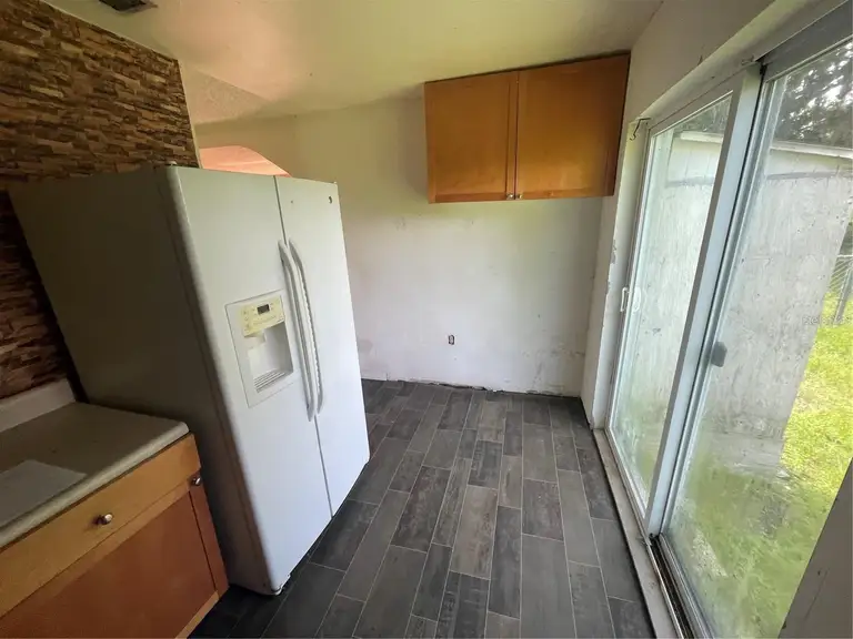 9707 LITHIA PINECREST RD — photo 5