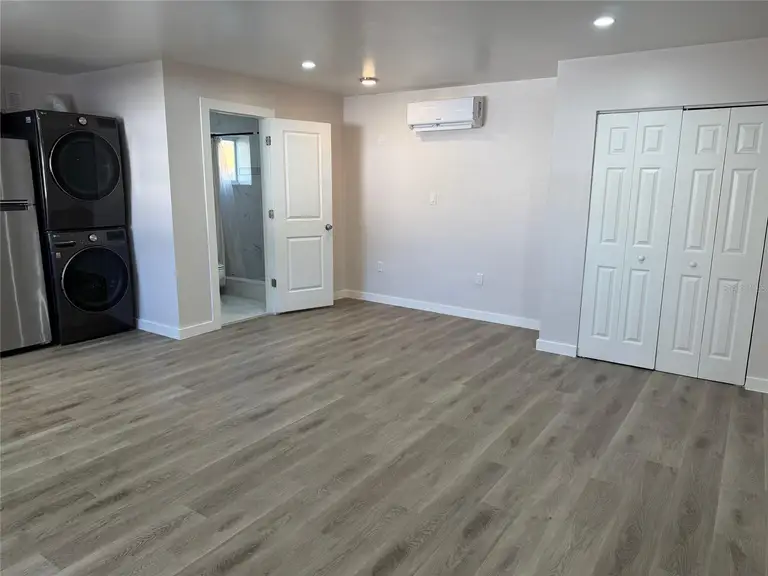 705 W RIVER HEIGHTS AVE — photo 5