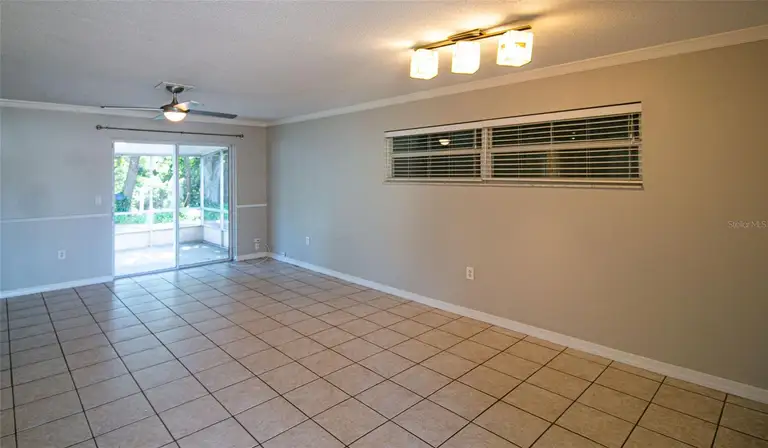 485 CITADEL DR — photo 5