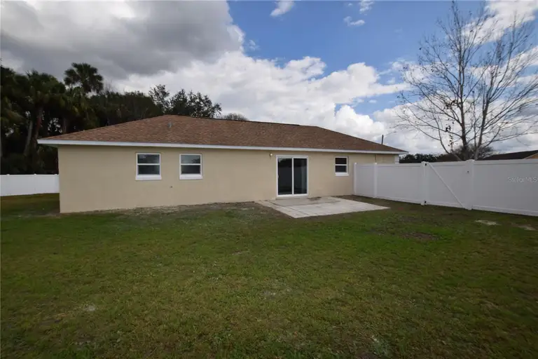 2605 DAFFADIL TER — photo 5