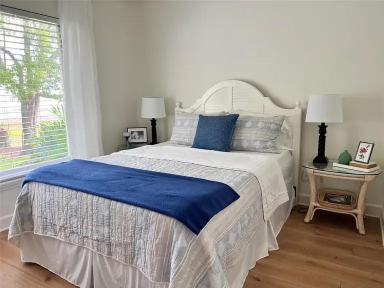 12595 SE SUNSET HARBOR RD — photo 2