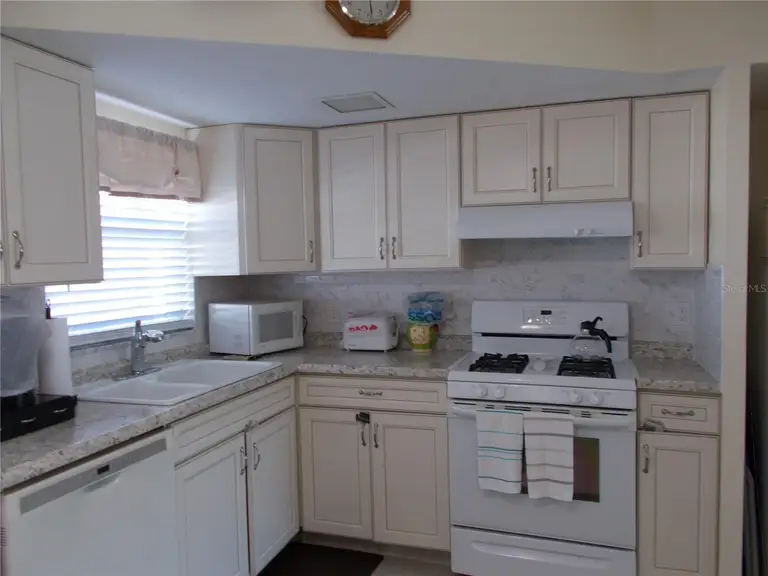 7729 39TH TER N — photo 3