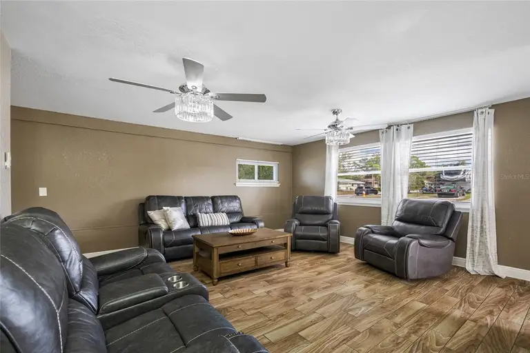 1404 WOOD AVE — photo 2
