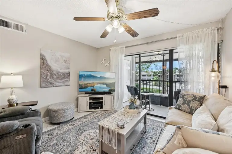 1515 FORREST NELSON BLVD #Q205 — photo 4