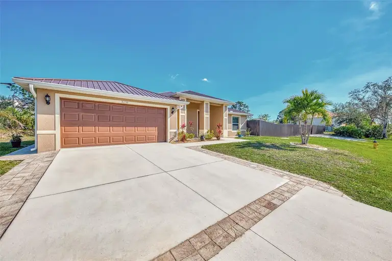 8230 AGATE ST — photo 5