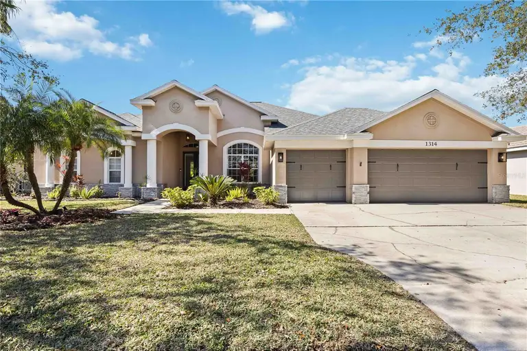1314 BRAMBLING CT