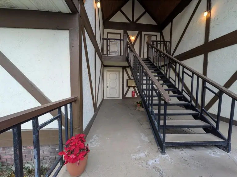 500 NEWELL HILL RD #108A — photo 2