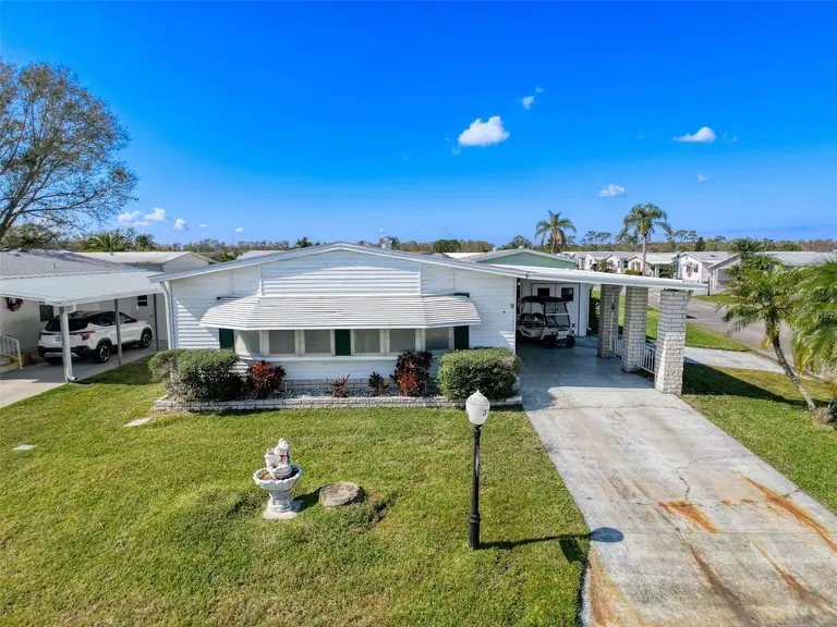 376 VICTORIA DR