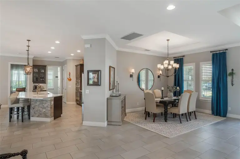 25850 CROSSINGS BLUFF LN — photo 4