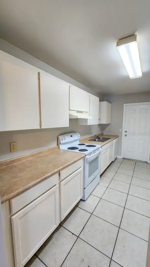 605 NORTHLAKE BLVD #79 — photo 3