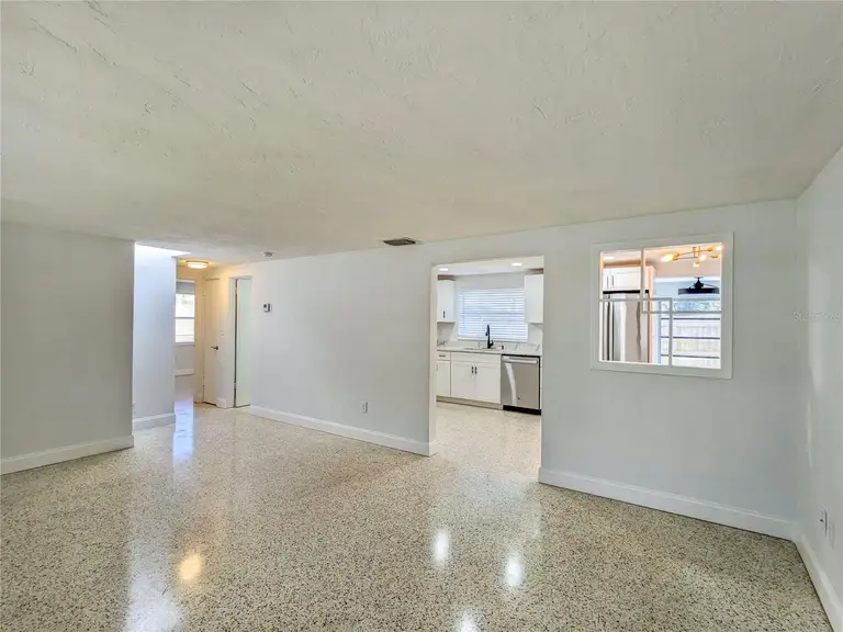 5039 SUSAN AVE — photo 5