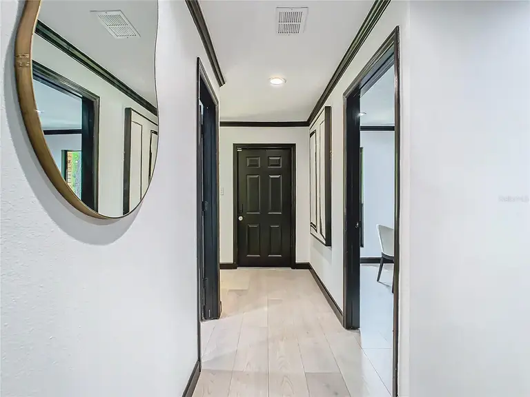 409 MONTGOMERY RD #121 — photo 3