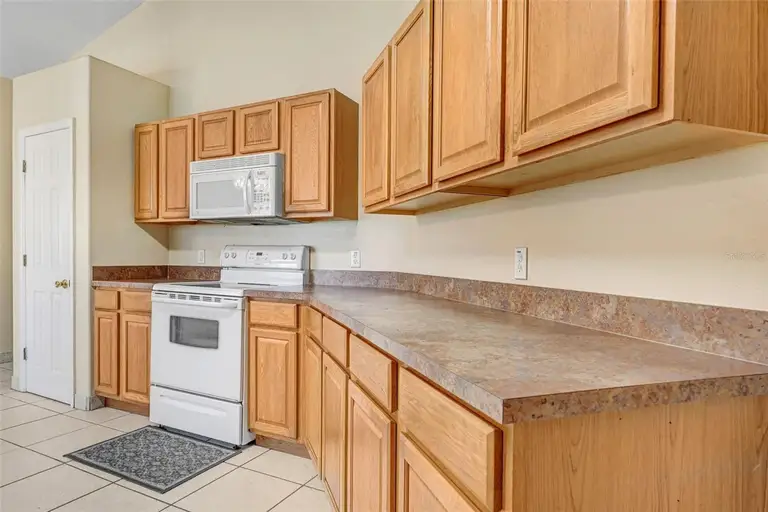 1436 MARTINEZ ST SE — photo 4