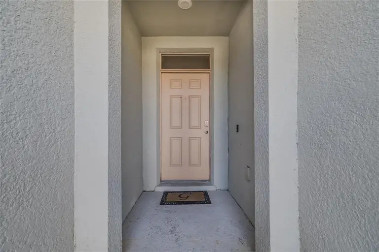 301 SUNSET POINT DR — photo 3