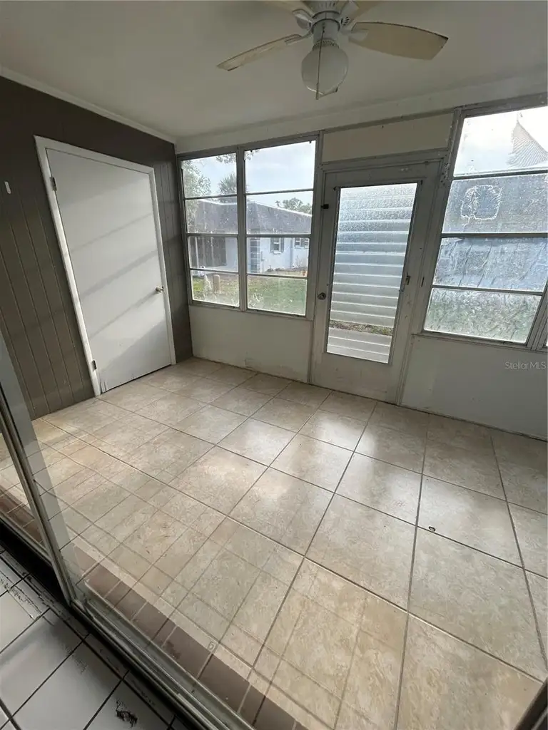 4221 SHELDON PL — photo 3