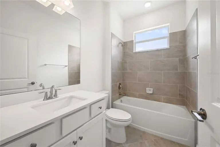 8363 SANDBANK PL — photo 5