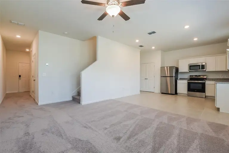 2042 HEMINGWAY CIR — photo 5