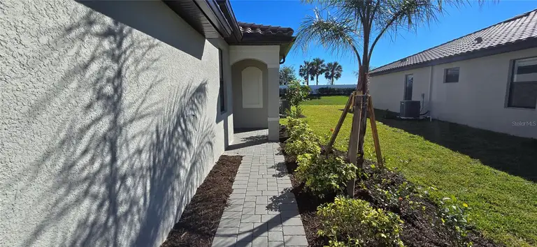 15810 SUNNY DAY DR — photo 3