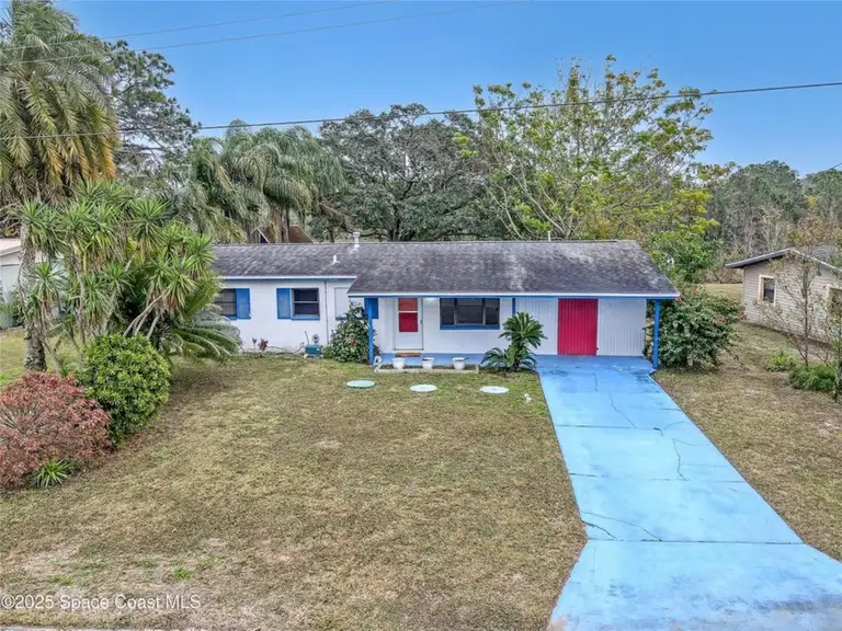 2445 DOLPHIN RD