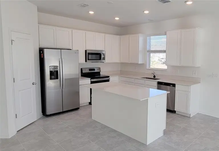 538 HATTERAS RD — photo 3