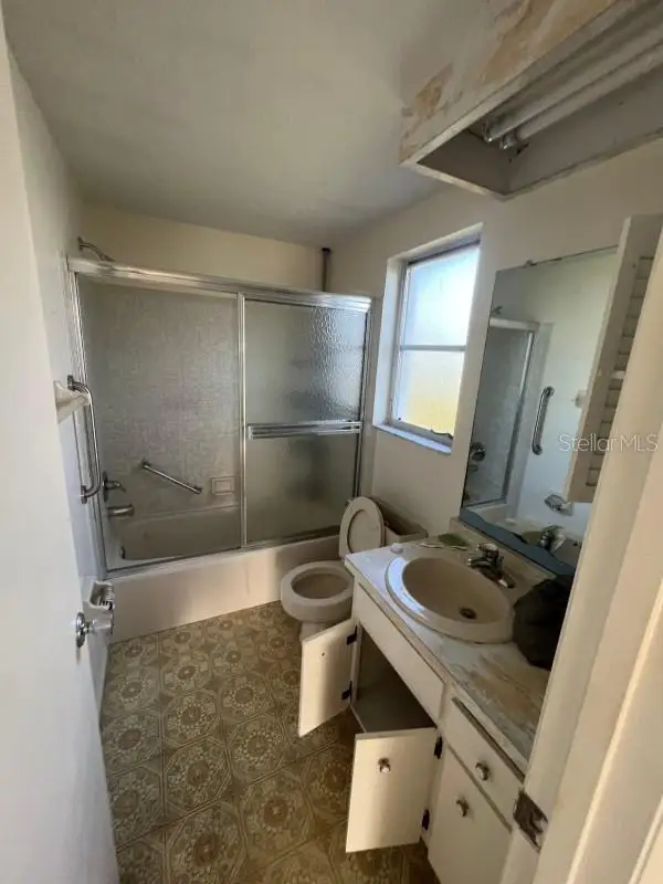 649 MICHIGAN AVE — photo 5