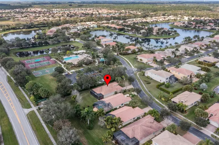 2091 GREY FALCON CIR SW