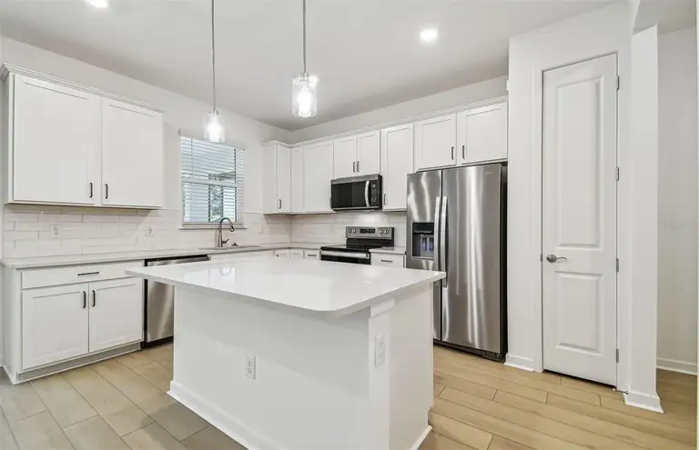 13729 EVERGREEN VALLEY DR — photo 2
